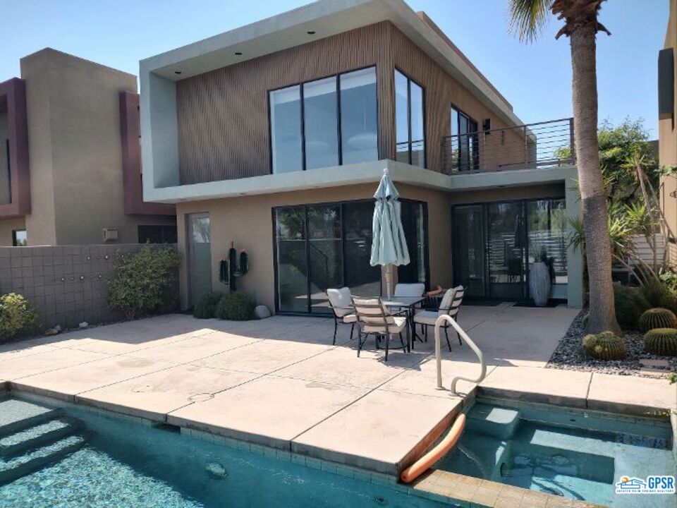 290 Cheryl Drive, Palm Springs, CA 92262