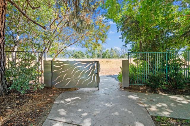 803 Debut Court, San Jose CA: https://media.crmls.org/mediaz/f3faef10-0578-4109-9277-cae803fcef47.jpg
