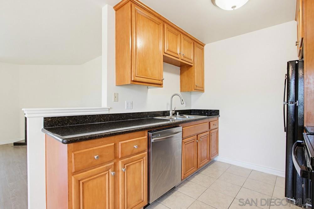 9939 Erma Rd - photo 14