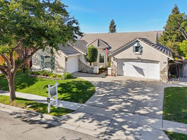 2681 Sycamore Grove Place, San Jose CA: https://media.crmls.org/mediaz/f3fc8def-144c-41d2-abf5-ba69e6bda42c.jpg