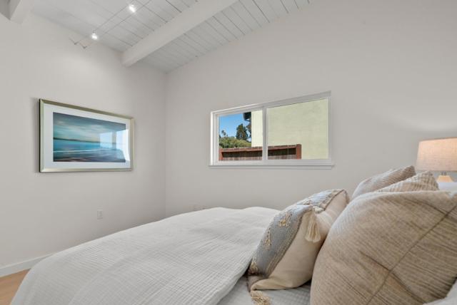 105 Vista Mar Court, Aptos CA: https://media.crmls.org/mediaz/f3fca4a3-c01e-465e-ab28-0474d8ff88bf.jpg