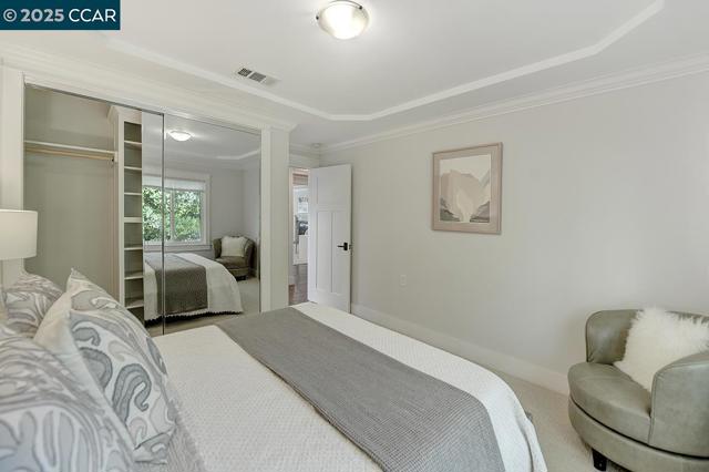 1232 Skycrest Dr, Walnut Creek CA: https://media.crmls.org/mediaz/f3fd4839-ad6c-4a4b-895d-61fe299e67ae.jpg