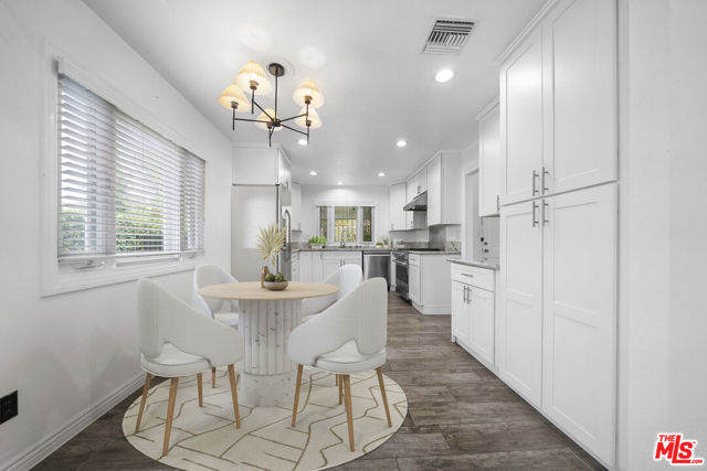 960 Calle Frondosa, San Dimas CA: https://media.crmls.org/mediaz/f3fda1b5-85f9-406c-8872-afb667b4d768.jpg