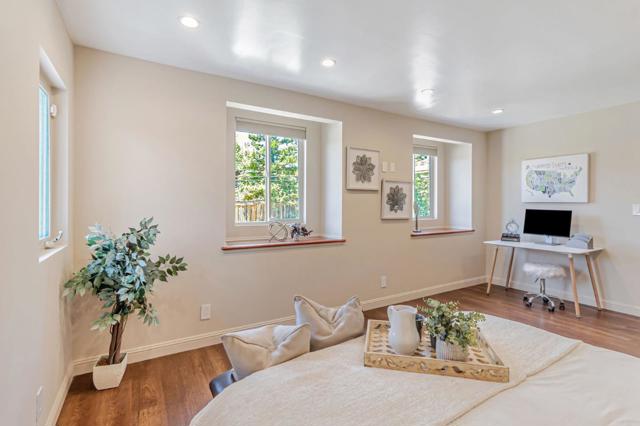 3119 Oak Knoll Drive, Redwood City CA: https://media.crmls.org/mediaz/f3ff677d-14b0-4fcd-a07b-b26d260cb392.jpg