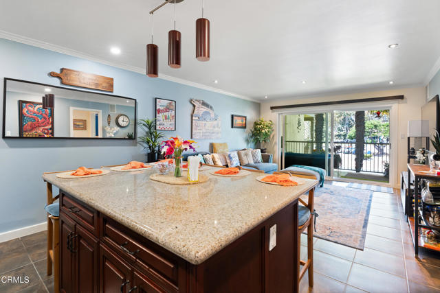 542 Ebbtide Circle, Port Hueneme CA: https://media.crmls.org/mediaz/f4008950-8954-4957-9ed6-040a439f15b2.jpg