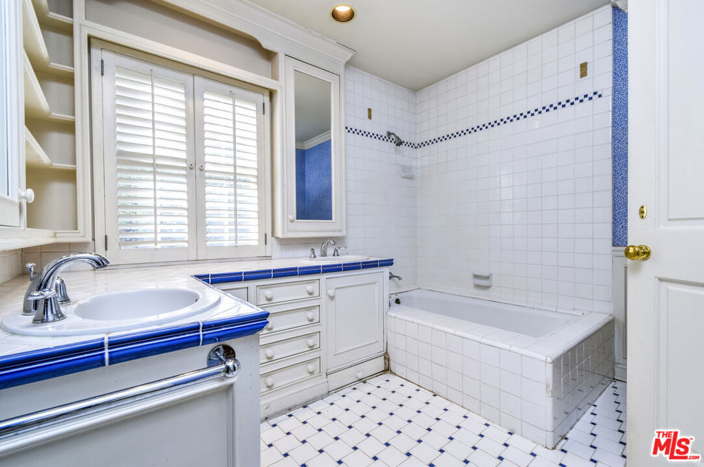 4141 Knobhill DriveSherman Oaks img 29