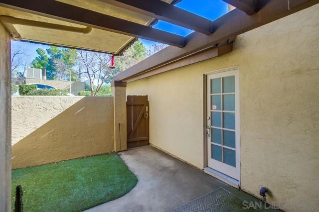 2188 Alpine Glen Pl, Alpine, California 91901, 3 Bedrooms Bedrooms, ,2 BathroomsBathrooms,Condominium,For Sale,Alpine Glen Pl,250017411SD