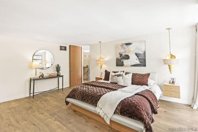 3200 6Th Ave, San Diego CA: https://media.crmls.org/mediaz/f4065e2c-5e25-40bd-a739-1ade1a18c79a.jpg