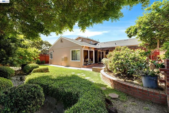 Image 32 of 47 For 15126 Andover St