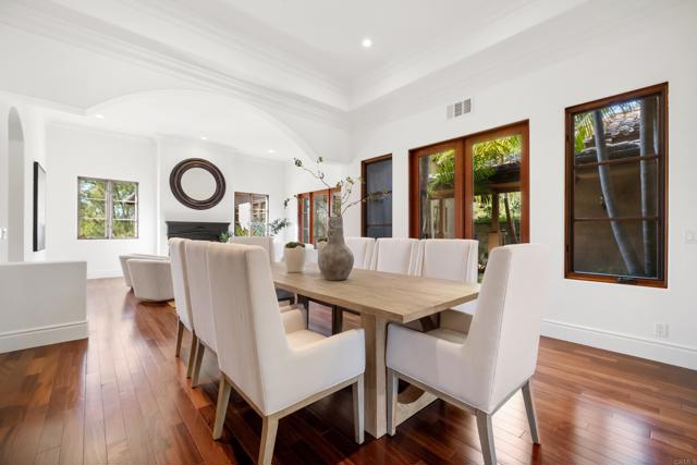 Detail Gallery Image 9 of 38 For 5560 Meadows Del Mar, San Diego,  CA 92130 - 6 Beds | 6/1 Baths