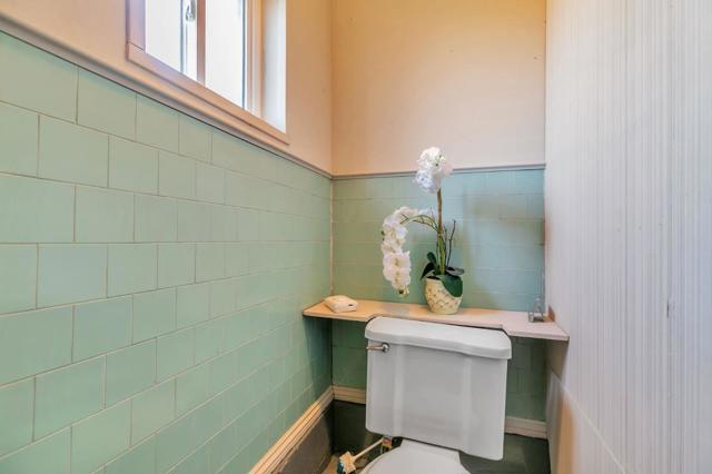 3300 Plateau Drive, Belmont CA: https://media.crmls.org/mediaz/f408ebb6-189f-448f-a173-f7f2981685f2.jpg