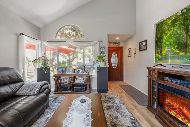 Image 3 of 35 For 2277 Dunstan Street