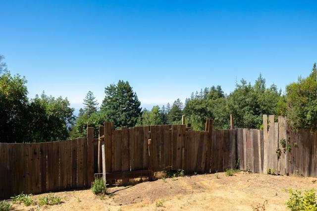 924 Croy Ridge Road, Gilroy CA: https://media.crmls.org/mediaz/f40a52ec-4a79-449f-ab75-4b0dee0096d6.jpg