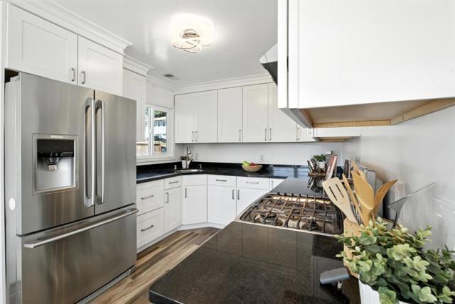 2621 Heather Lane, San Bruno CA: https://media.crmls.org/mediaz/f40ac2b3-81b2-4e1e-963e-4b76ea5f718e.jpg