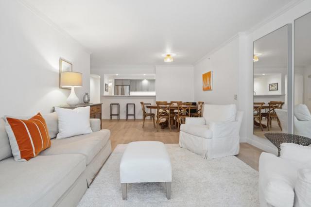 1438 Green Street, San Francisco CA: https://media.crmls.org/mediaz/f40b6ceb-0a04-4556-94ee-0a0b27c9393b.jpg