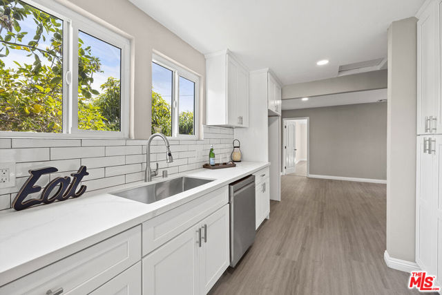 1212 W 92nd Street, Los Angeles CA: https://media.crmls.org/mediaz/f40beb96-dec5-4097-b399-90209dd5142e.jpg