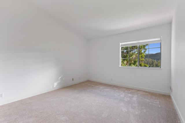7727 Caminito Monarca, Carlsbad CA: https://media.crmls.org/mediaz/f40d4706-4211-44cb-873a-7e3a20de1bdb.jpg