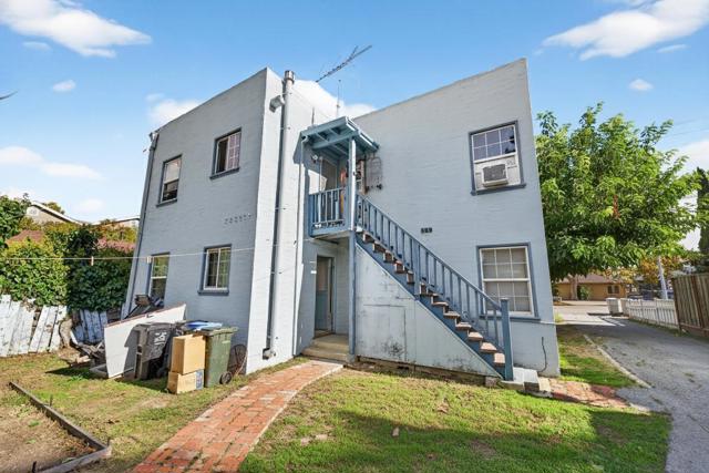 951 N 4th Street, San Jose CA: https://media.crmls.org/mediaz/f40dbf7a-c317-41be-927f-323f9377735d.jpg