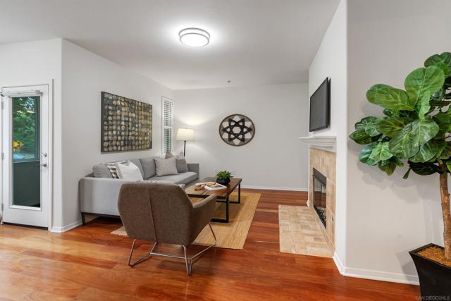 13021 Evening Creek Dr S, San Diego CA: https://media.crmls.org/mediaz/f40dc727-4eae-44f9-b786-e22bcdaa962d.jpg