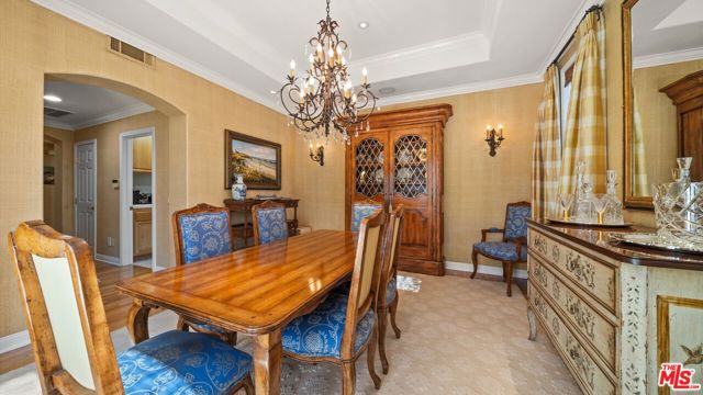 219 Baybrook Court, Lake Sherwood CA: https://media.crmls.org/mediaz/f40e065f-42a4-4b1a-bbd8-7f04428298e2.jpg