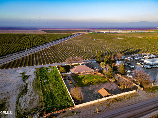 Detail Gallery Image 3 of 59 For 14500 Maricopa Hwy, Bakersfield,  CA 93311 - 5 Beds | 4 Baths