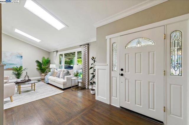103 Baldwin Dr, Danville CA: https://media.crmls.org/mediaz/f40ed531-d54f-45a9-acb8-1b80971ac95e.jpg