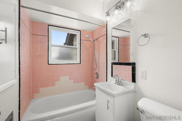 4316 Haines St, San Diego CA: https://media.crmls.org/mediaz/f40efcfd-dc4d-4a71-a614-9c3e109b4893.jpg