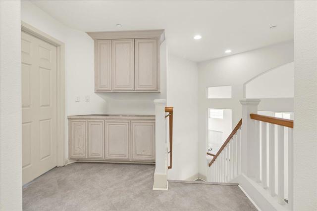 493 Churchill Way, Salinas CA: https://media.crmls.org/mediaz/f40f5657-78cc-48d0-b011-80e096fc19ce.jpg