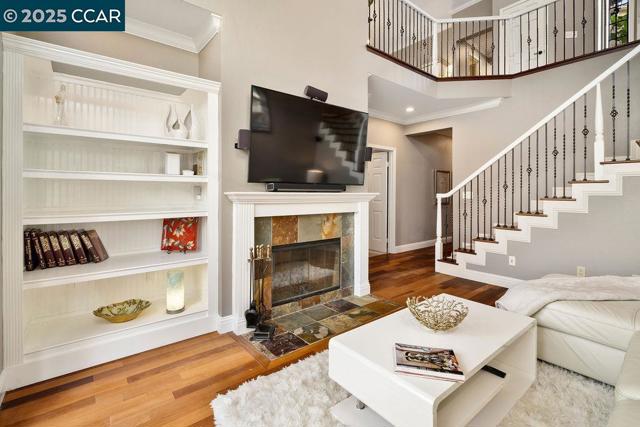 3051 Tahoe Pl, San Ramon CA: https://media.crmls.org/mediaz/f4109c15-449b-4abd-b71b-6f3ad36d61d3.jpg