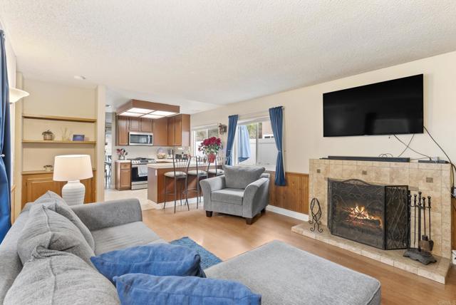 Detail Gallery Image 15 of 36 For 7756 Flanders Dr, San Diego,  CA 92126 - 3 Beds | 2 Baths