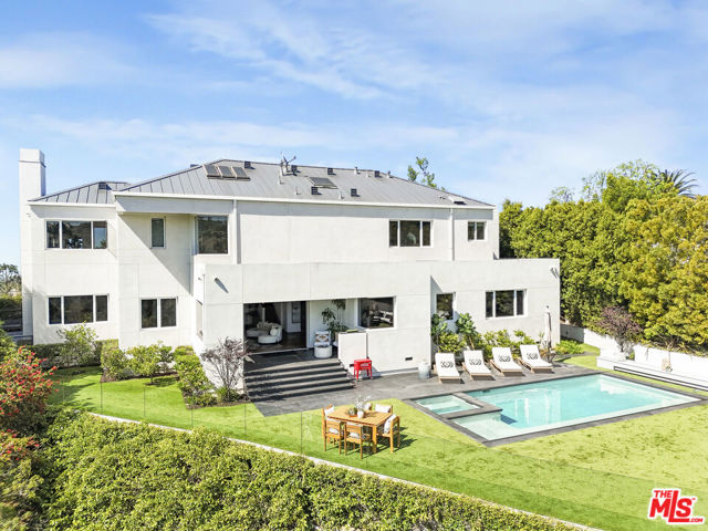1116 Linda Flora Drive, Los Angeles CA: https://media.crmls.org/mediaz/f410fa38-a57a-485a-b379-2c08d643aa8b.jpg