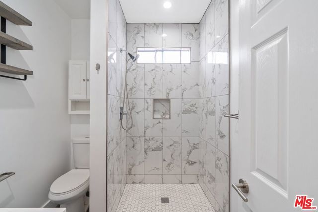 6713 Saint Clair Avenue, North Hollywood CA: https://media.crmls.org/mediaz/f4110634-3a1c-4094-b4ab-c1c3511eba3f.jpg
