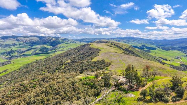 500 El Caminito Road, Carmel Valley CA: https://media.crmls.org/mediaz/f4110a2a-6ab4-45d4-ad8c-4680e01a66f7.jpg