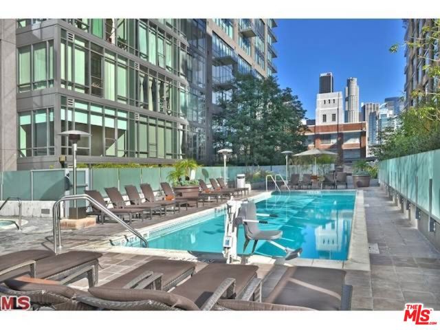 1111 S Grand Avenue, Los Angeles CA: https://media.crmls.org/mediaz/f41120eb-ce5e-4f51-bd94-9bf2767e7aa8.jpg