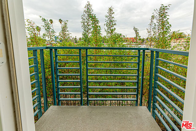 903 S New Hampshire Avenue, Los Angeles CA: https://media.crmls.org/mediaz/f4120044-7dbe-41f4-bb24-e41633c61156.jpg