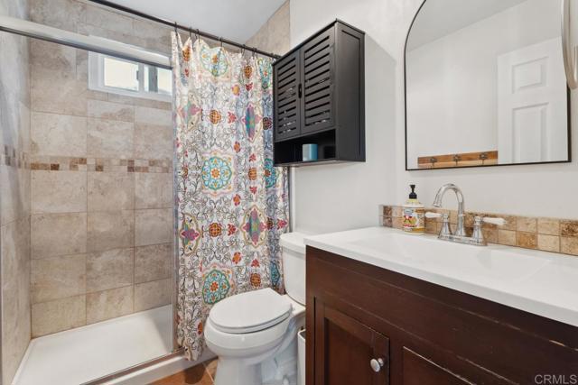 25744 Caryn Ct., Ramona CA: https://media.crmls.org/mediaz/f41298dd-6fd0-458f-8d88-1d2777c15afa.jpg