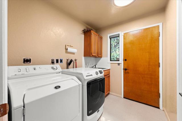 Image 36 of 67 For 3510 Viola Drive