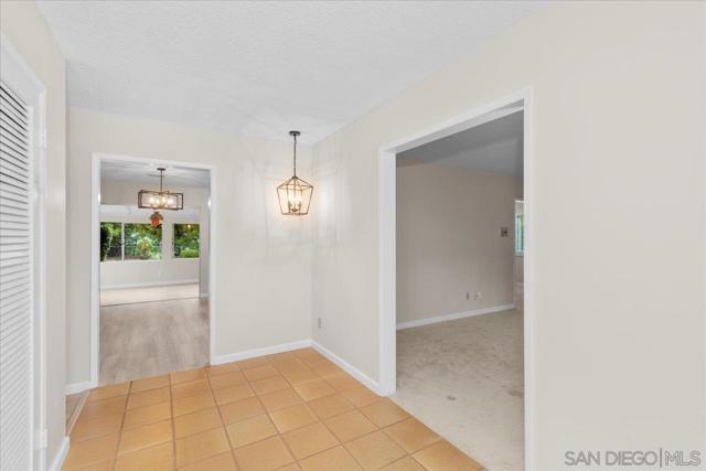 13128 Via Del Toro, Poway CA: https://media.crmls.org/mediaz/f413c744-b358-48ae-9d0f-6698dff74db0.jpg
