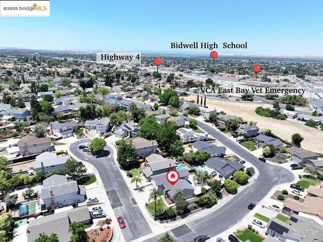 1500 Mellissa Ct, Antioch CA: https://media.crmls.org/mediaz/f413dab2-85da-41d8-b1d5-5382e0ad6701.jpg