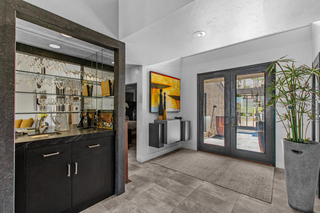 73698 Irontree Drive, Palm Desert CA: https://media.crmls.org/mediaz/f41420b6-8a9a-4d0f-98ae-23f4d3ff4582.jpg