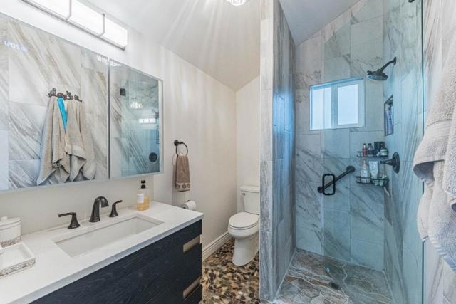 25949 Deer Run Lane, Salinas CA: https://media.crmls.org/mediaz/f4153c3d-c6b7-477b-9c81-8bcca907891f.jpg