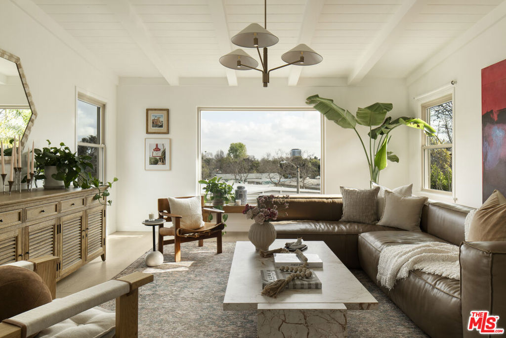 3297 Granville Avenue