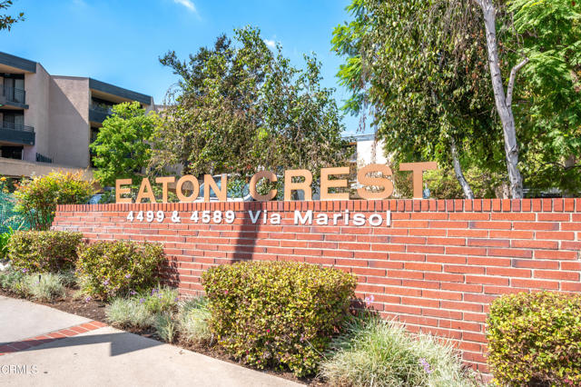 Detail Gallery Image 2 of 45 For 4499 via Marisol #321,  Los Angeles,  CA 90042 - 2 Beds | 2 Baths