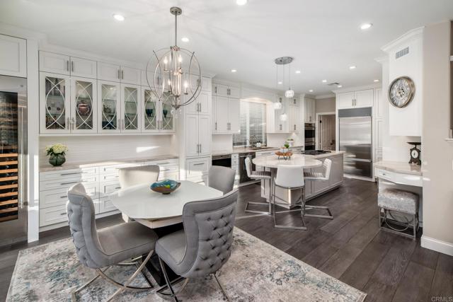 Detail Gallery Image 11 of 46 For 3596 Torrey View Ct, San Diego,  CA 92130 - 4 Beds | 3/1 Baths