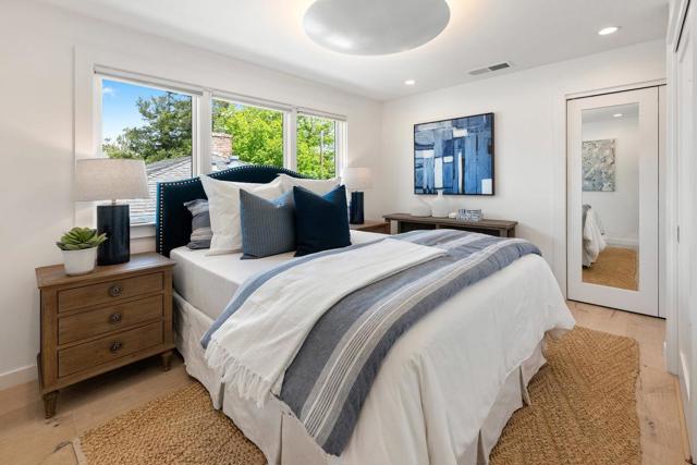 1224 Edgehill Drive, Burlingame CA: https://media.crmls.org/mediaz/f41648c6-9cb8-4fec-9a4f-510c489eba0b.jpg