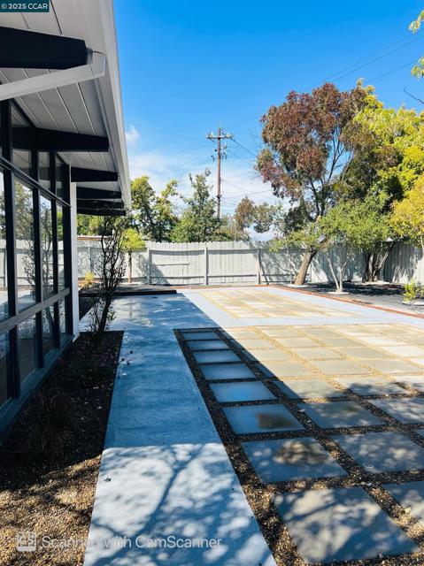197 Carolos Drive, Pacheco CA: https://media.crmls.org/mediaz/f417fda7-7f25-4d77-9de4-1bffaa7aed67.jpg