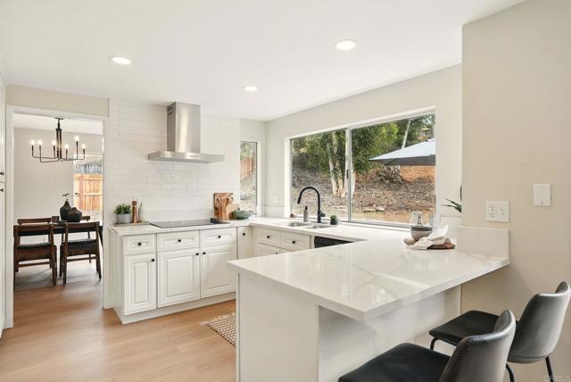 909 Loma, Chula Vista CA: https://media.crmls.org/mediaz/f418c120-e705-43a5-9a1d-574c021b8e92.jpg