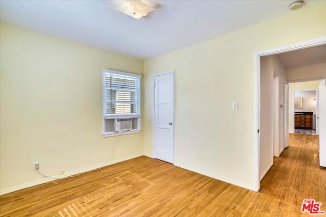 4026 McLaughlin Avenue photo 16