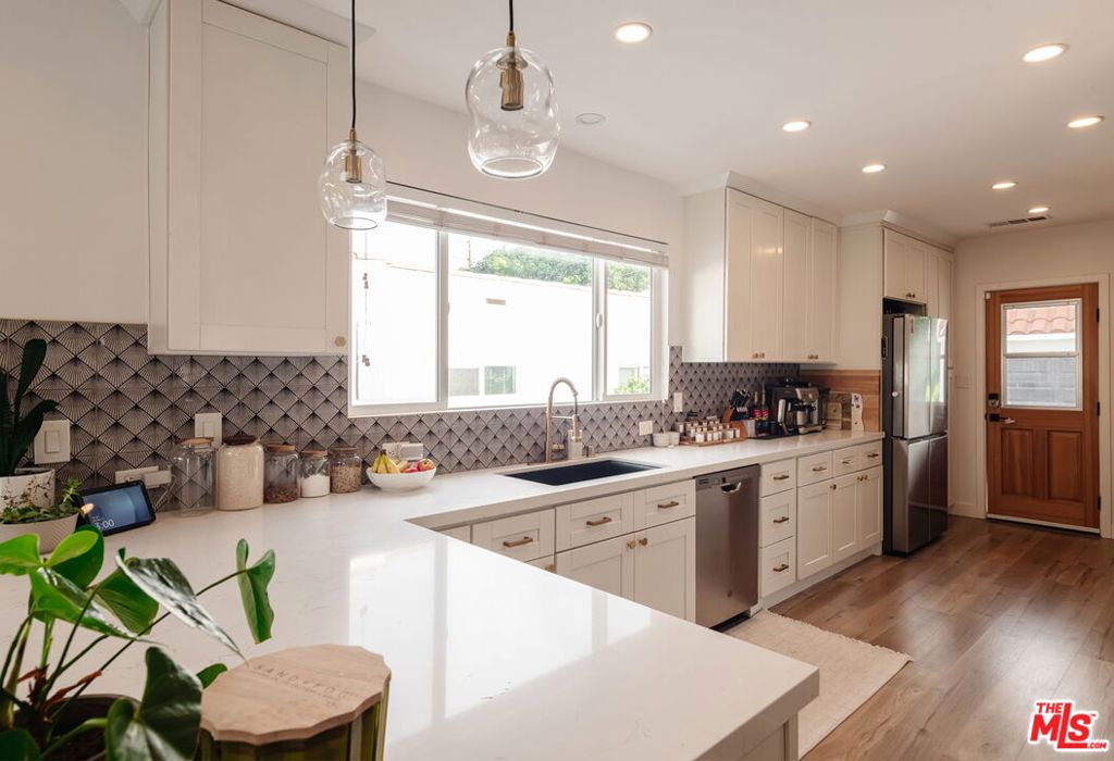 F41Adaaf Bbd6 46Fd 9B49 Cf305Df01619 2422 W 77Th Street, Inglewood, Ca 90305 &Lt;Span Style='BackgroundColor:transparent;Padding:0Px;'&Gt; &Lt;Small&Gt; &Lt;I&Gt; &Lt;/I&Gt; &Lt;/Small&Gt;&Lt;/Span&Gt;