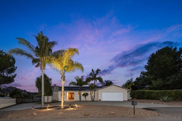 10190 Madrid Way, Spring Valley CA: https://media.crmls.org/mediaz/f41b916a-0b56-4208-86be-5eed495dfe3a.jpg